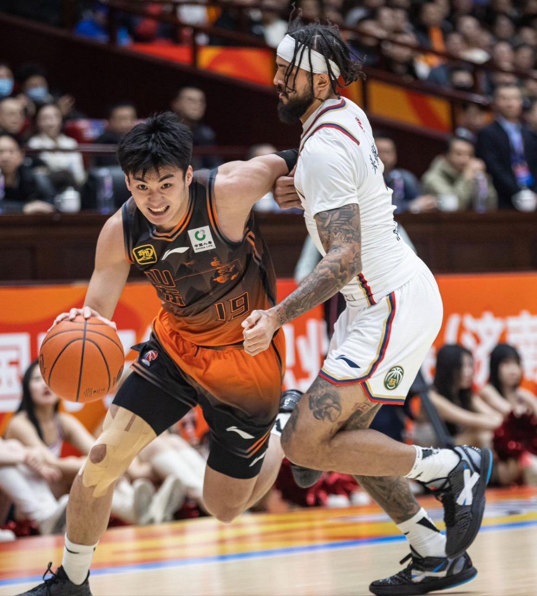 关于冲刺阶段体能课后,新奥尔良鹈鹕战术微调备战CBA常规赛,话题不断,临场指挥获称赞的信息 关于冲刺阶段体能课后,新奥尔良鹈鹕战术微调备战CBA常规赛,话题不断,临场指挥获称赞的信息