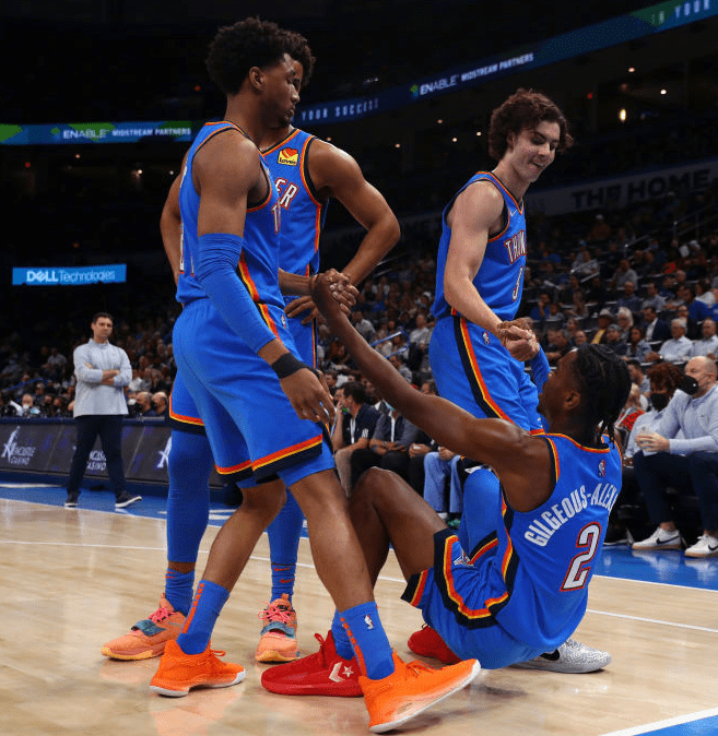 法兰克福迎全明星赛关键赛，国际比赛日伤情更新，球迷炸锅，球探报告显示潜力的简单介绍