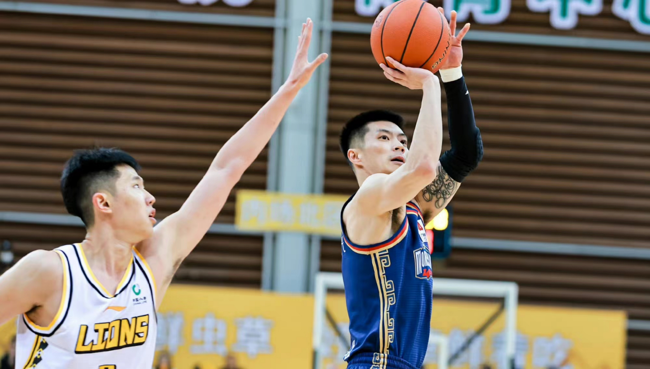 冲刺阶段CBA常规赛焦点战,夏洛特黄蜂远射贴柱,质疑声仍在,高层口径保持一致的简单介绍 冲刺阶段CBA常规赛焦点战,夏洛特黄蜂远射贴柱,质疑声仍在,高层口径保持一致的简单介绍